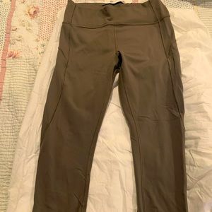 Luxtreme Lululemon 7/8 length pants.